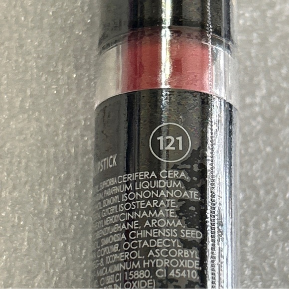 GR GOLDEN ROSE Lipstick Matte Velvet Lipstick 121 new MANUFACTURED SEALED (RED) - Picture 3 of 7